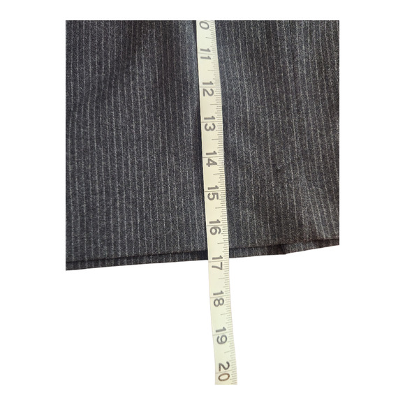Banana Republic 100% wool pinstripe mini skirt sz 4 lined lightweight charcoal - Picture 8 of 8